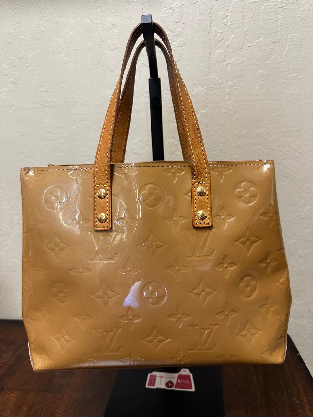Louis Vuitton PM Reade in Dark Beige